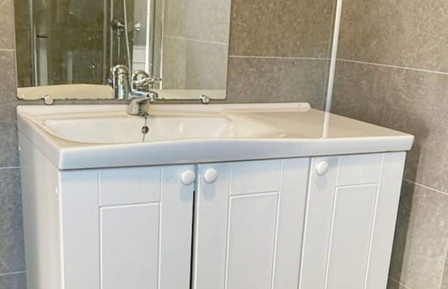 8 Person Holiday Home in Svelgen - Foto 12