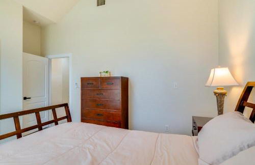 Spacious and Modern Home in Montgomery with Deck! - Foto 18