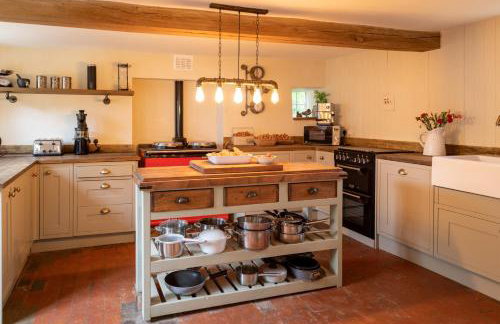 Finest Retreats - Islip Mill House - Beautiful Riverside Home - Photo 13