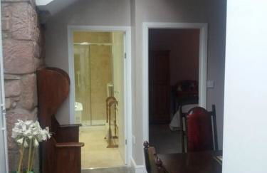 The Jewel in the Crown, countryside escape - Photo 4