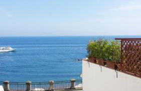 Francesca House - Photo 12