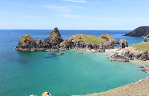 Kitty Unique 60s Caravan set in Pretty Garden - Foto 48