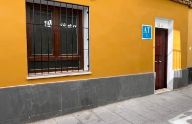 Apartamento Aftasi ,excelente ubicación con parking publico a 20 m - Foto 1