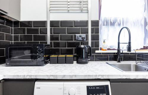 Modern 2 Bed Flat 2 Min Walk to Brockley Station - Photo 5