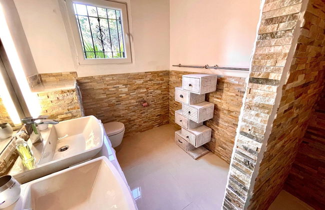 Majestic Villa in Lecci With Garden - Foto 22