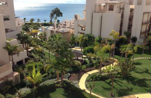 WaterFront Apartment - Photo 1