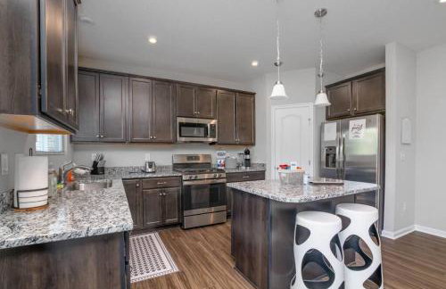 1392 Soaring Way Brand new construction in well-kept HOA community - Photo 2