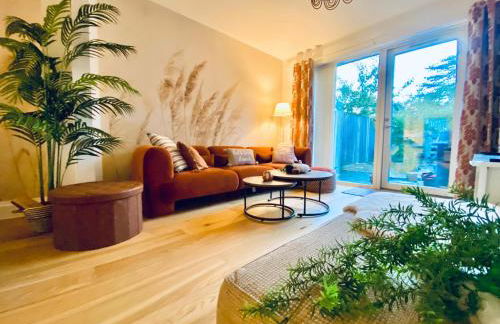 Superb House Sleeps 7 parking in Cambridge - Foto 1