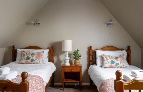 Stanway House, 8 bedroom, 8 Bath - Photo 21