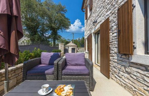 Two-Bedroom Holiday Home With A Fireplace In Barban - Foto 14