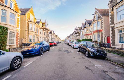 Cozy Cardiff Studio - City Center Gem with Patio - Photo 19