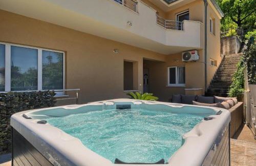 Relax apartment Split area with jacuzzi and mountain view - Photo 29