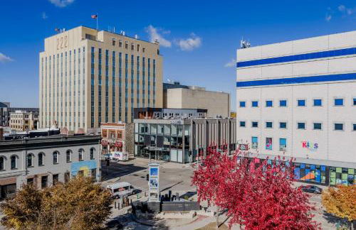 Modern City View 1BR Apartment with Office - free parking - Foto 10