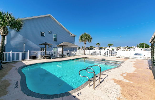 Beach Bunker by Silver Sands Vacation Rentals - Foto 19