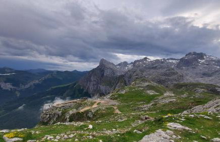 Apartamentos Nevandi - Photo 25