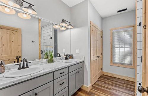 ATV Trailer Parking/NEW/5 min to Natural Bridge - Foto 42