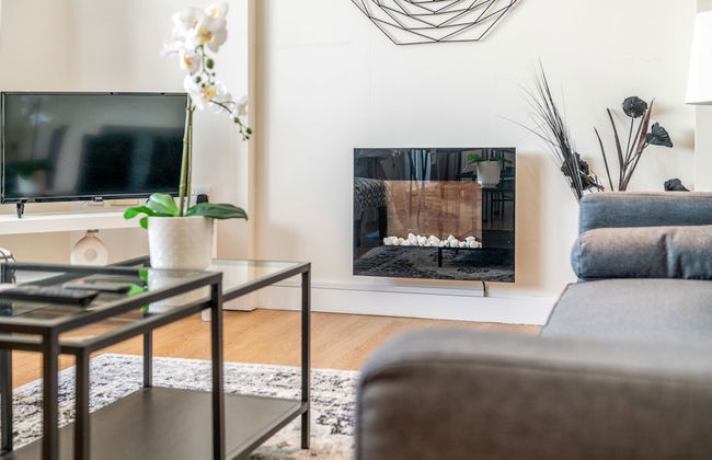 Modern Comfort: Stratford 3BR Duplex - Foto 14