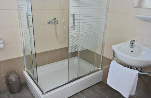 House Natali 70m from the beach - free EV top up - Photo 64