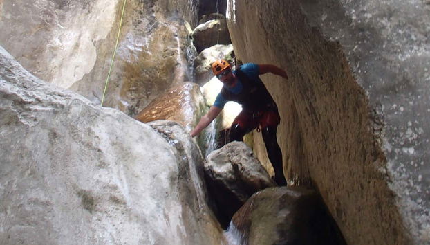 Canyoning at Buitre Gorge - Foto 2