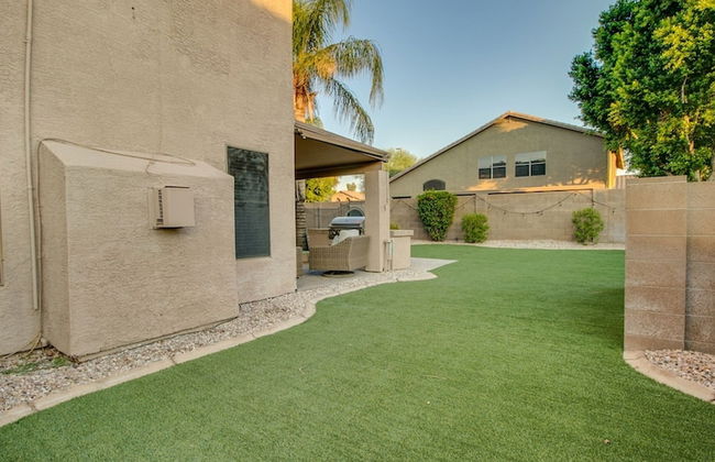 Massive 5 Bdrm Getaway W/pool, Hot Tub, Game Room! - Photo 54