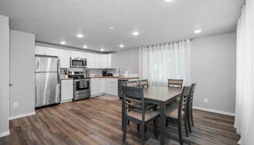 Entire 2nd and 3rd level of Spacious Historic Home - Foto 4