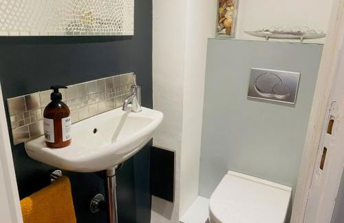 1 Bed Apartment Sleeps 4 Mezzanine -WiFi -Tv - Foto 14