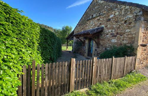 Peaceful, comfortable retreat with pool - Foto 3