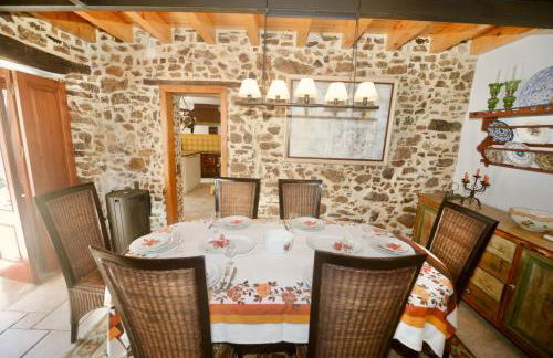 Riverside - Lovely river-view 3 bedroom house - Foto 9