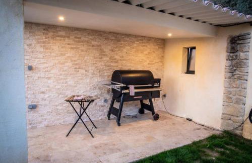 Slpendid villa with heated pool and Jacuzzi for 12 people in Saint-chamas - Foto 46