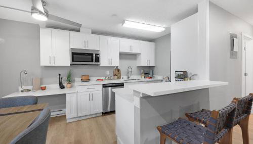 Cute Delightfully Remodeled Spacious Condo condo - Foto 3