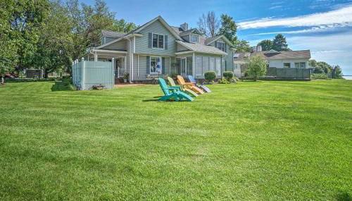 Private Waterfront Lake Erie Home with BBQ Patio - Foto 1