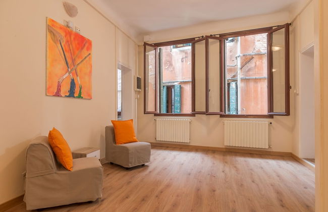 Family Colours near Rialto Mercato - Photo 9