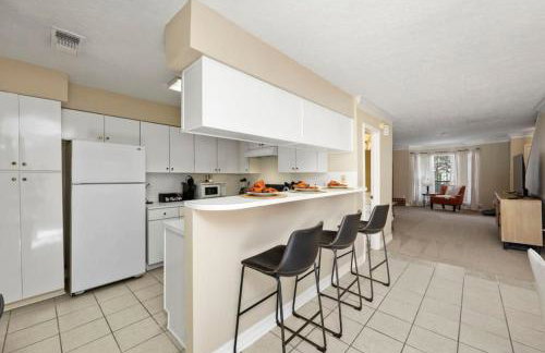 Modern Montrose Townhome Sleeps 10 Walk to Dining & Downtown - Foto 25