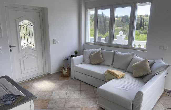 Villa in Corfu With Pool & Amazing Views - The Grove - Photo 5