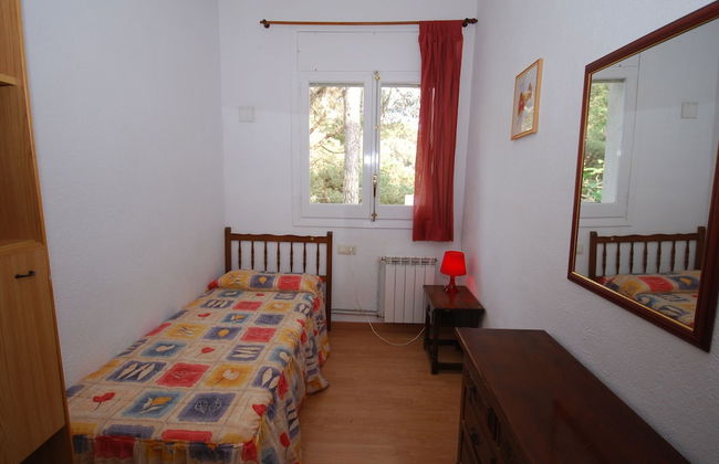 Peaceful Villa in Canyelles With Swimming Pool - Foto 11