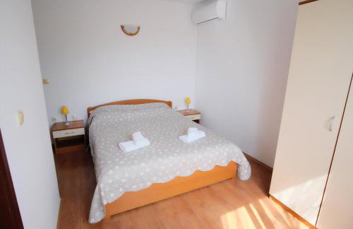 Apartmani Svemir - Photo 42