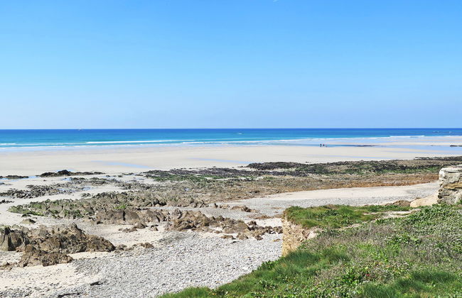 2 bedroom House in Pouldreuzic with garden and terrace - Photo 25