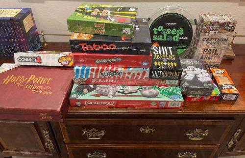 Modern Regional Art Gallery Home - Spacious & New! Tv in each room - Foto 10