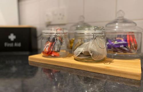 Shoreline hideaway - next to the beach - Foto 21