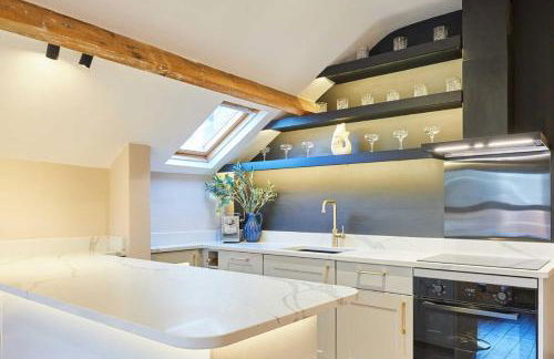 Host & Stay - The Rooftop Gallery - Photo 21