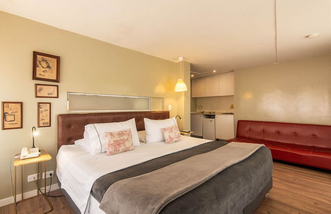 Hotel Living 55 - Photo 22