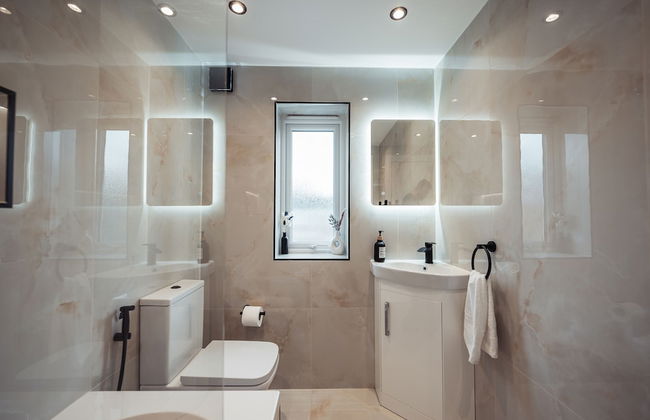 Exquisite 6 Bedroom Luxury Home - Foto 26