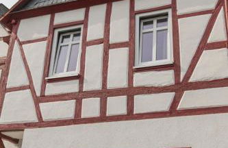 Gemütliches Haus inmitten schöner Natur mit Garten & Parkplatz - Foto 33