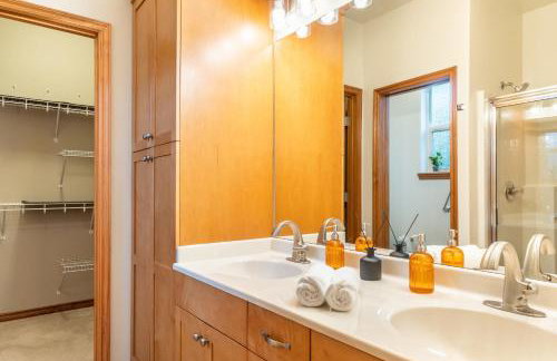 Luxury Home - Reading & Game Room - Outdoor Dining home - Foto 30