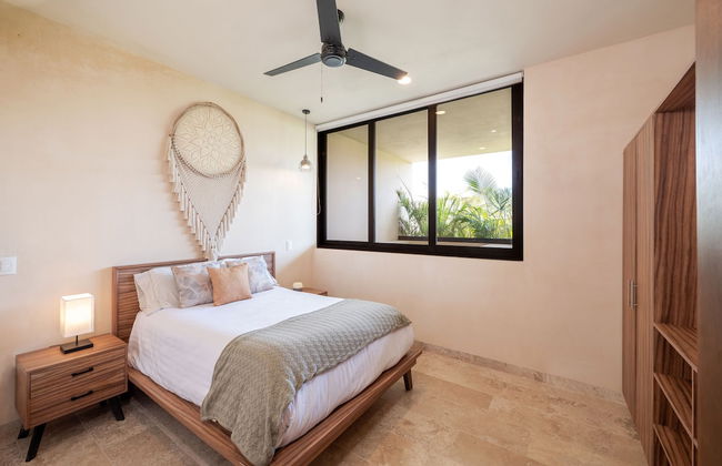 Two Bedroom Luxury Apartment by TuLuna - Photo 6