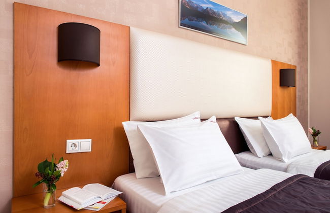 Greguar Hotel & Apartments - Photo 24