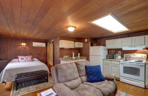 Walk to Appalachian Trail Hot Springs Getaway! - Foto 5