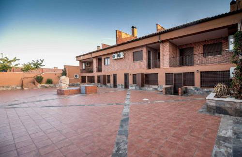 Apartamentos AL PASO DE TOLEDO, Puy du Fou a 10km - Photo 24