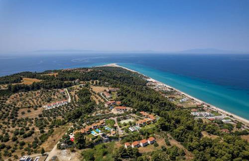 Eco Stone Villa with Private Pool and Jacuzzi - Photo 6