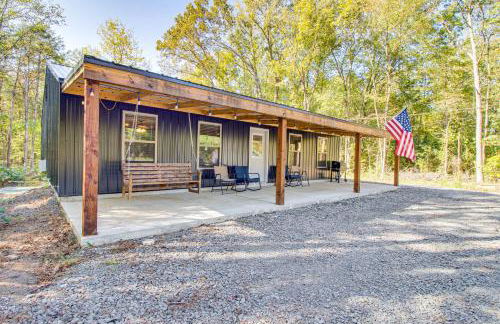 1 Mi to Greers Ferry Lake! Outdoor Adventure Base - Foto 1